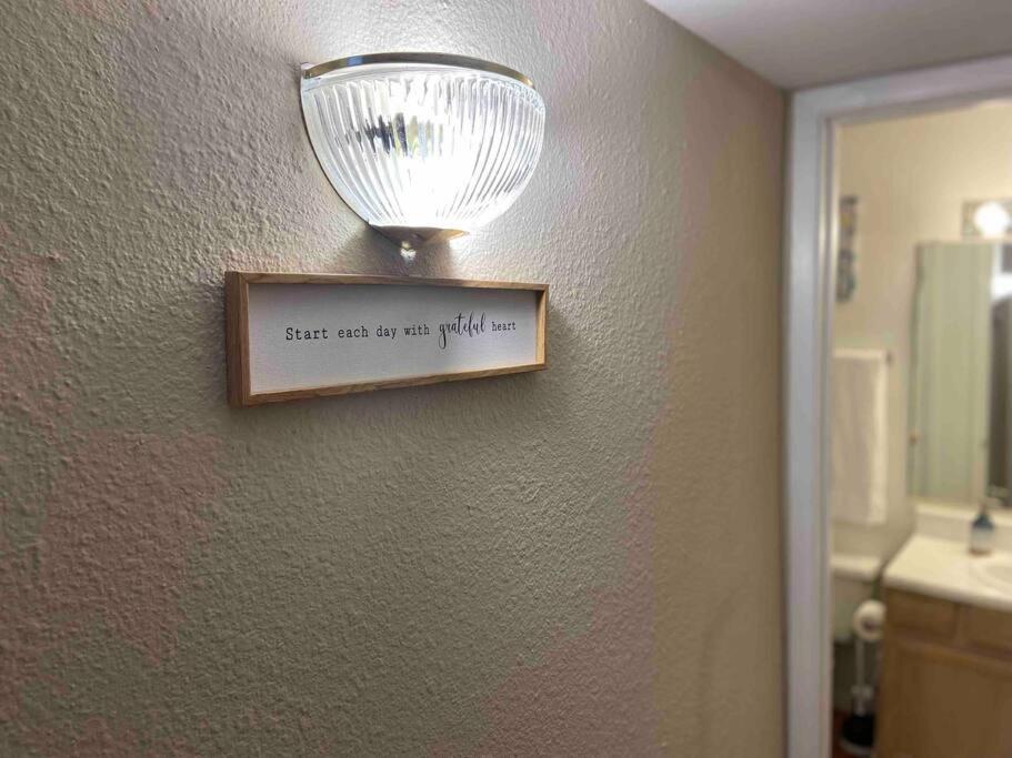 Lux & Lax Rental Homes ヒューストン エクステリア 写真