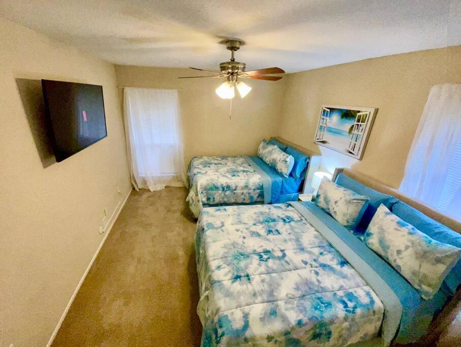 Lux & Lax Rental Homes ヒューストン エクステリア 写真